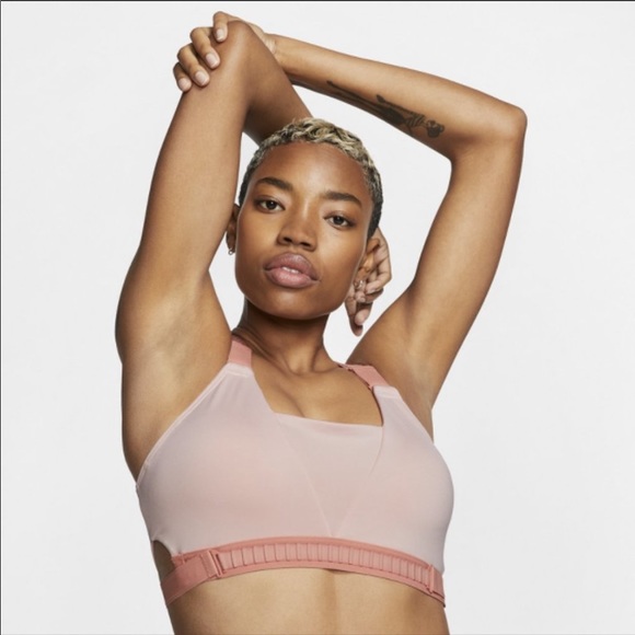 nike infinity bra